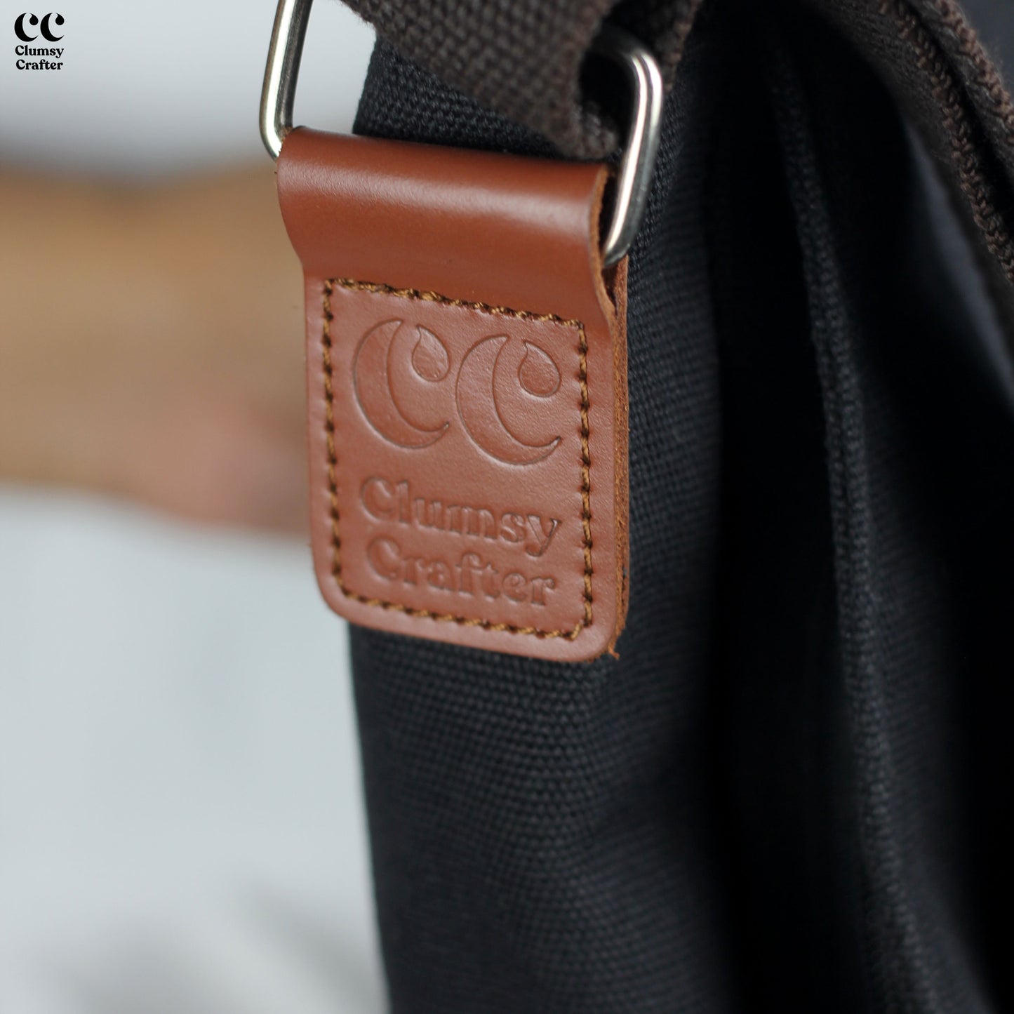Brief Messenger Bag