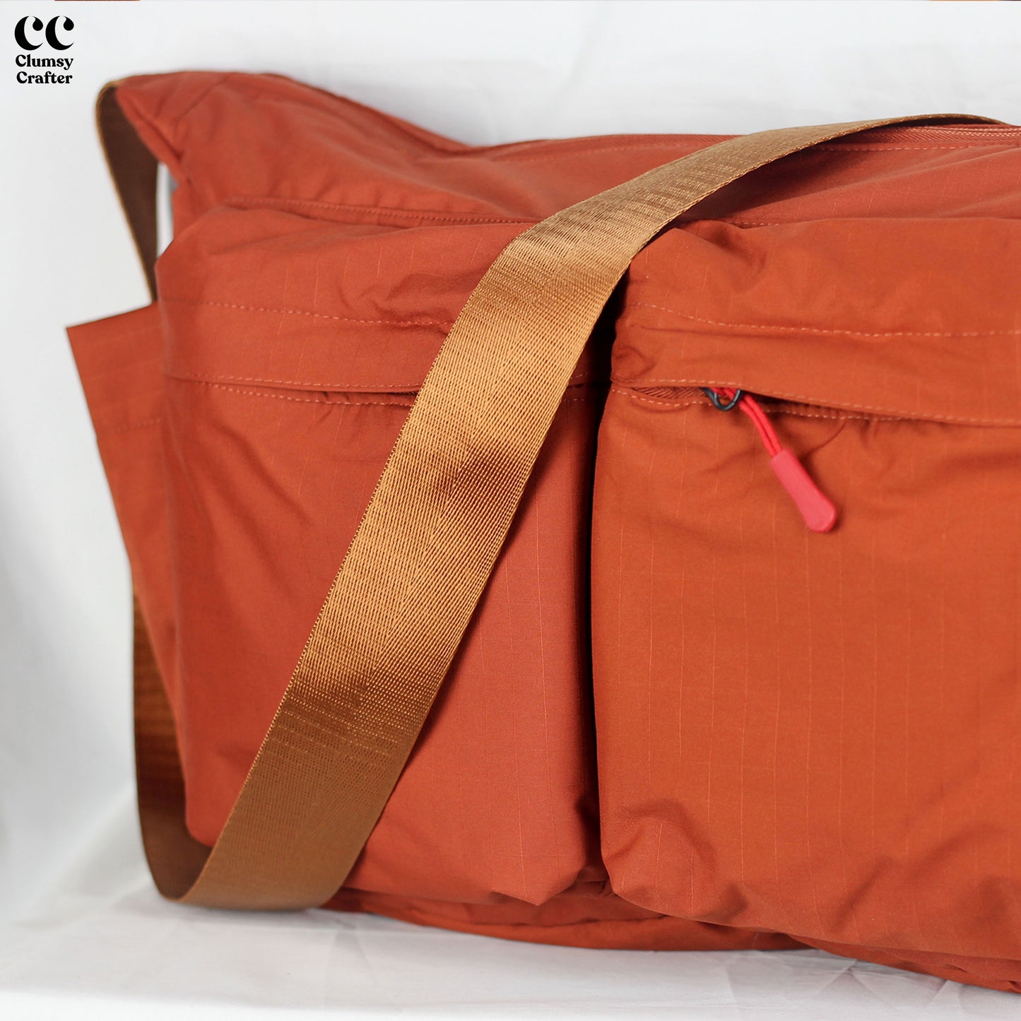 Juno Messenger Bag