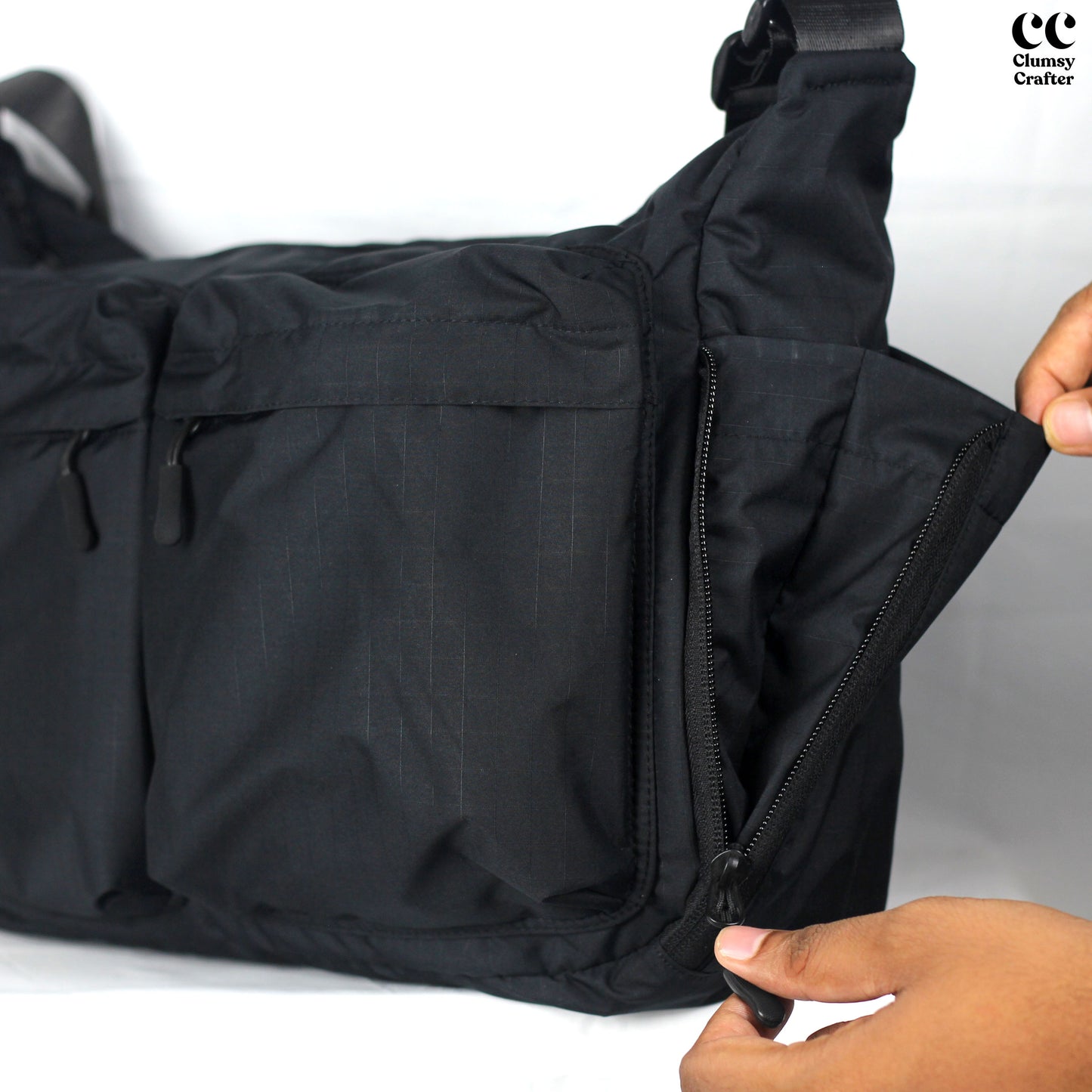 Juno Messenger Bag