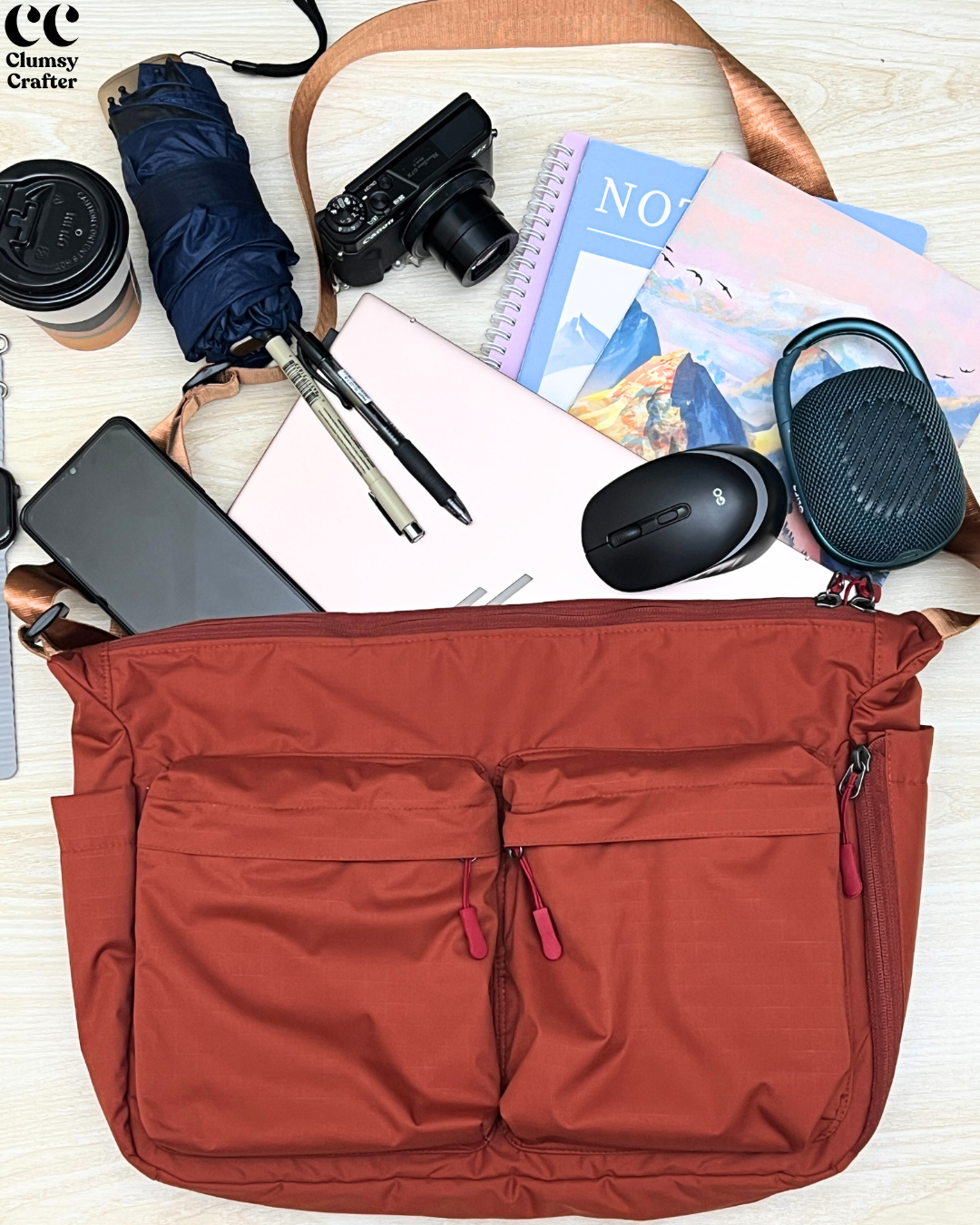Juno Messenger Bag