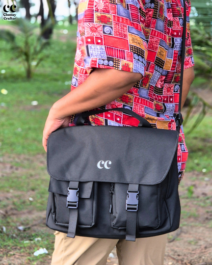 CC Messenger Bag- Black