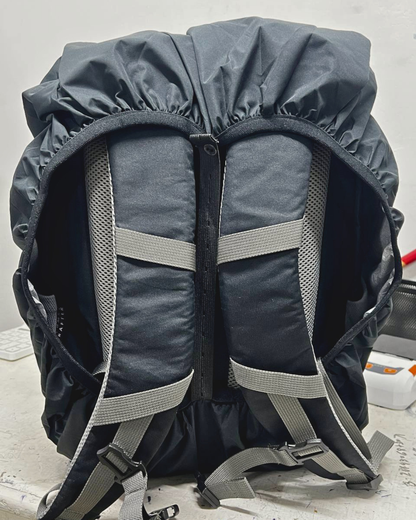 Nomad Daypack with Rain Cover Combo