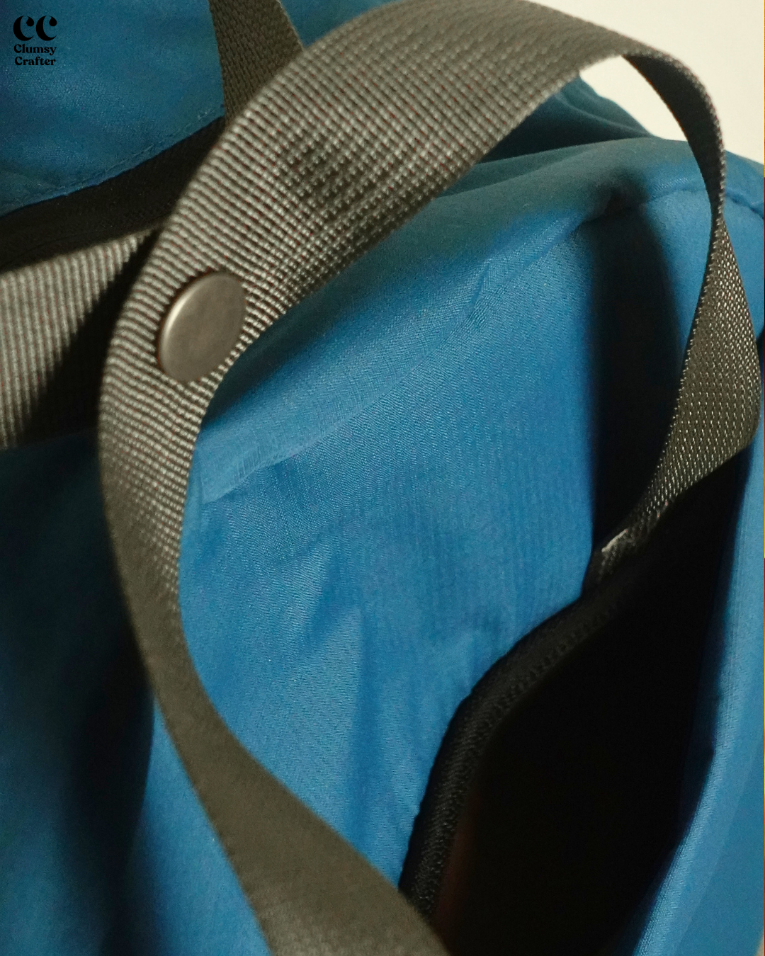 Nomad Daypack- Ravenclaw Blue