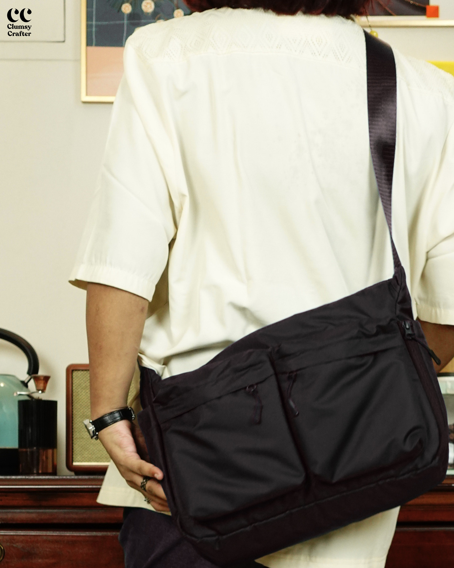 Juno Messenger Bag  - Black