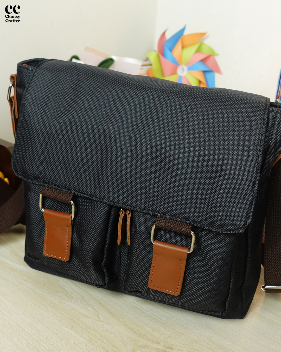 Brief Messenger Bag- Metalic Grey