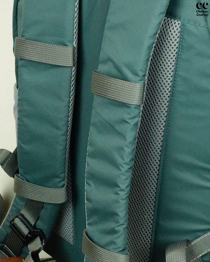 Nomad Daypack- Collection
