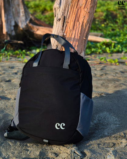 Nomad Daypack- Jet Black