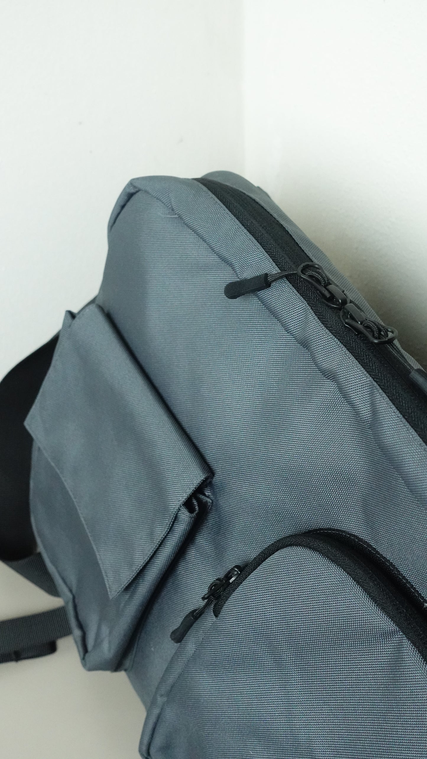 CC Messenger Bag- Grey