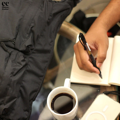 Juno Messenger Bag- Carbon Black